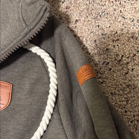 Wanakome grey womens full zip. size Medium. - Picture 5 of 9